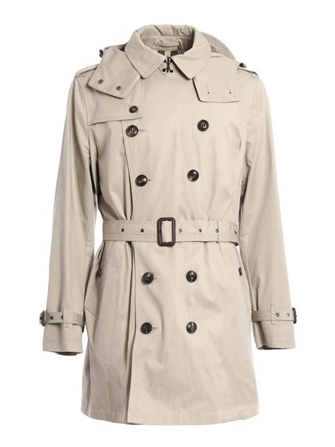 Vêtements d’occasion « trench burberry homme 